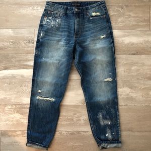 Girlfriend (mom) jeans